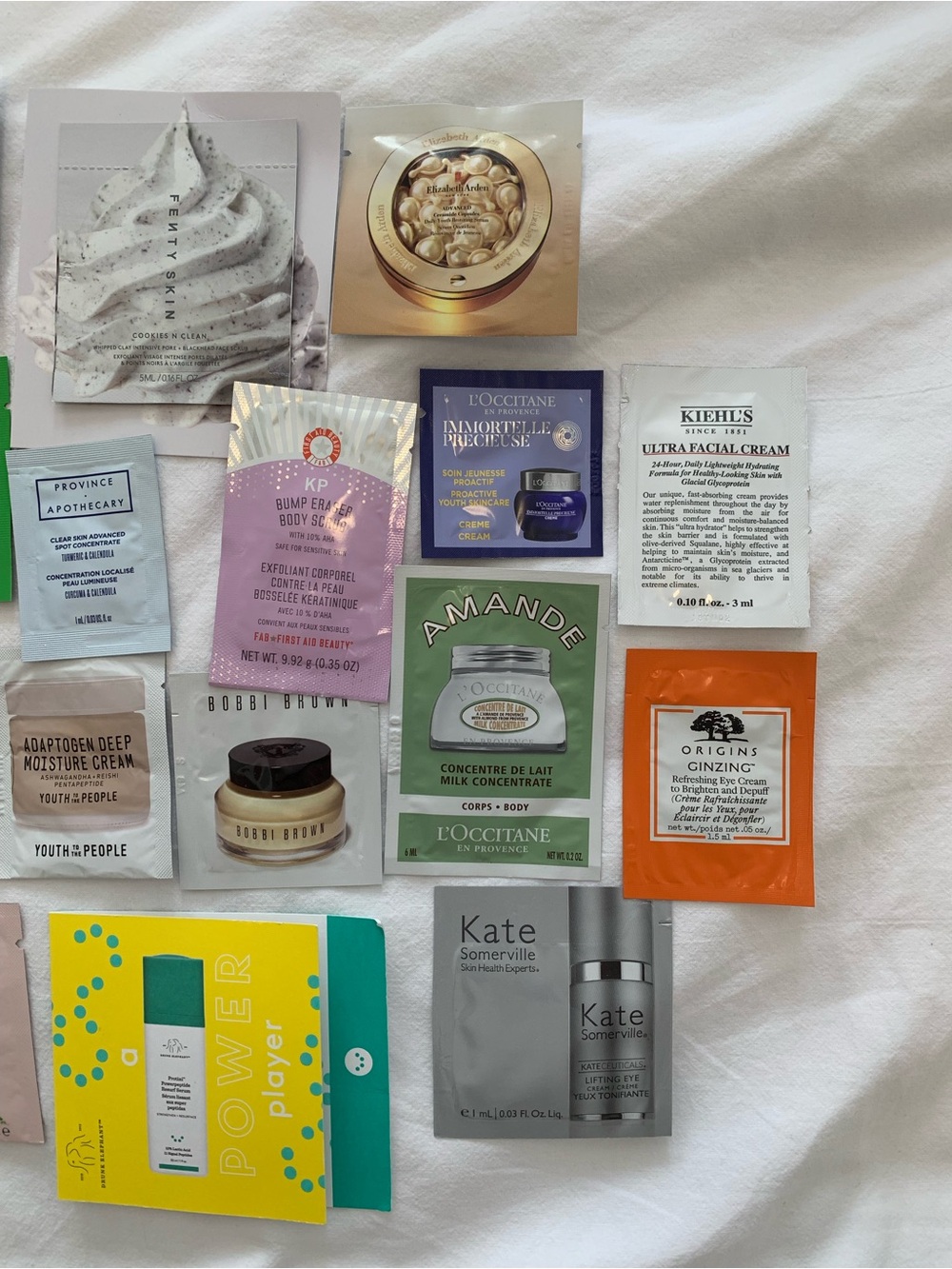 Assorted Skincare Sample 20 Pack - Picture 3 of 3